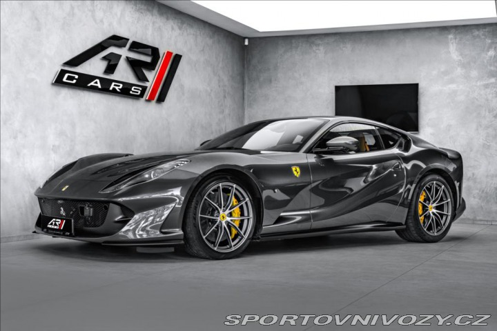 Ferrari 812 Superfast, lift, passenge 2021
