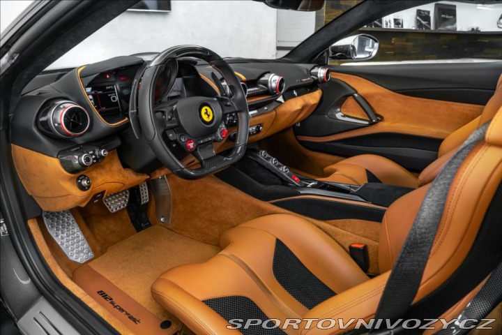 Ferrari 812 Superfast, lift, passenge 2021
