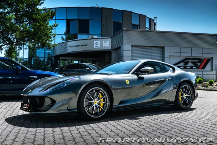 Ferrari 812 Superfast, lift, passenge 2021