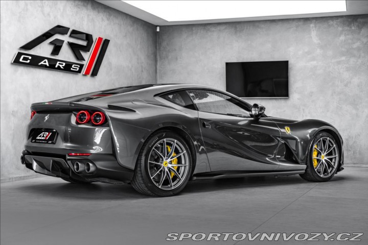 Ferrari 812 Superfast, lift, passenge 2021