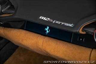 Ferrari 812 Superfast, lift, passenge 2021