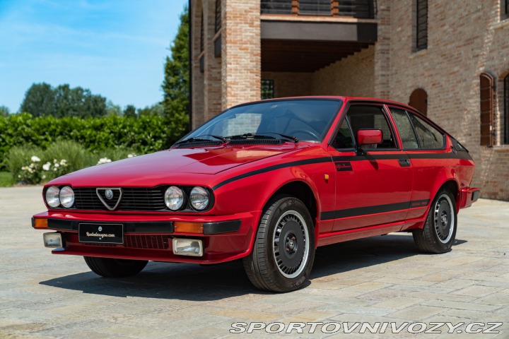Alfa Romeo GTV Alfetta GTV Gran Prix n.128 1981