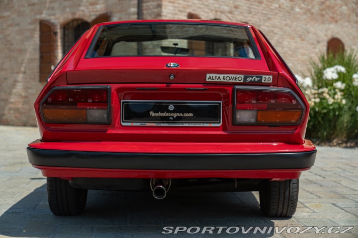 Alfa Romeo GTV Alfetta GTV Gran Prix n.128 1981