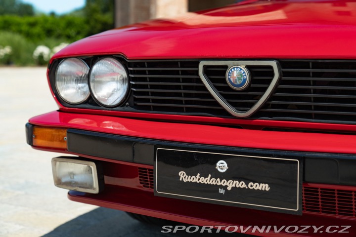 Alfa Romeo GTV Alfetta GTV Gran Prix n.128 1981
