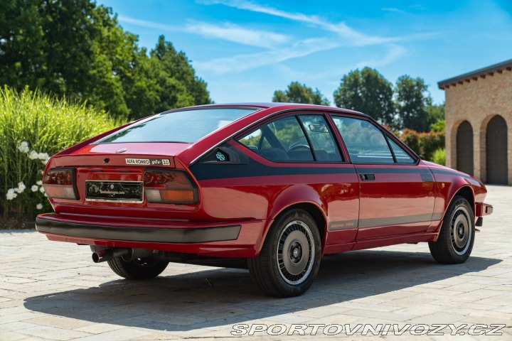 Alfa Romeo GTV Alfetta GTV Gran Prix n.128 1981