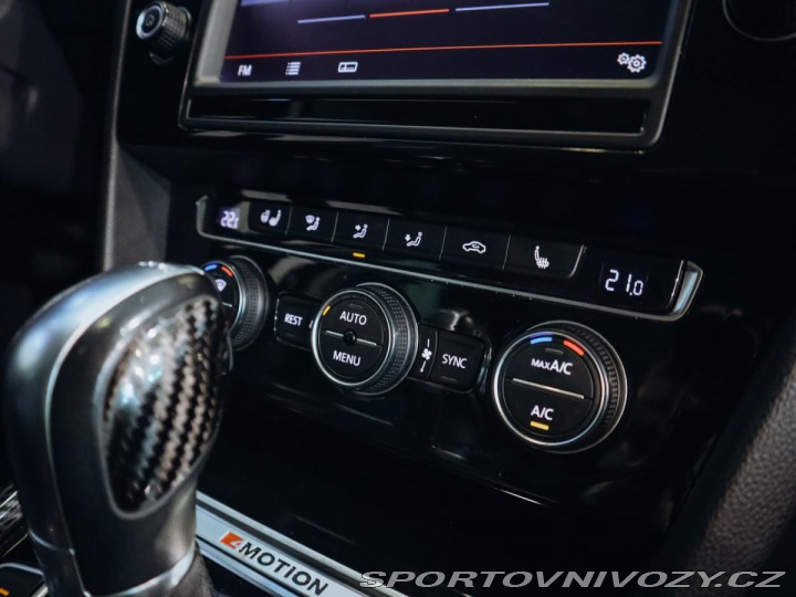 Volkswagen Ostatní modely Passat 2.0TDI Highline 4M 176kW 2014