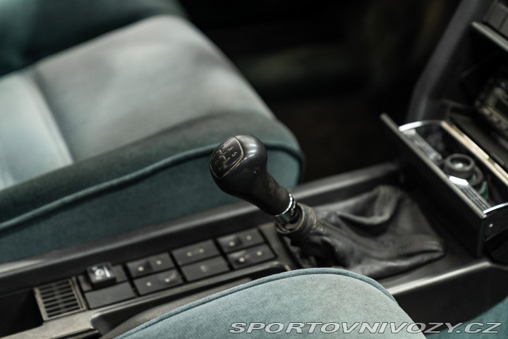 Alfa Romeo Ostatní modely 164 3.0 V6 1987