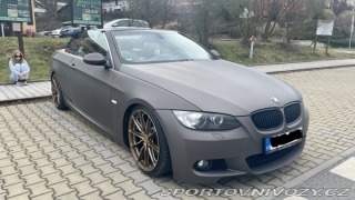 BMW 3  2009