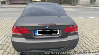 BMW 3  2009