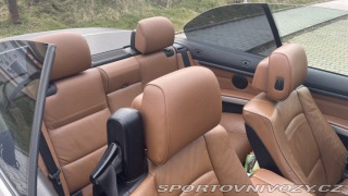 BMW 3  2009