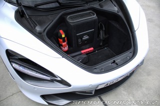 McLaren 720S Launch Edition 2017