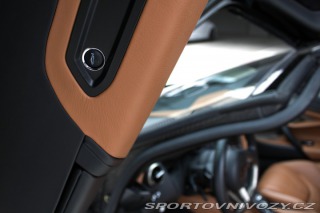 McLaren 720S Launch Edition 2017