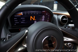 McLaren 720S Launch Edition 2017