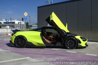 McLaren 720S Launch Edition 2017