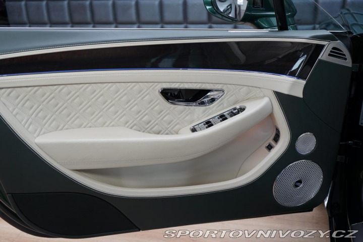 Bentley Continental GTC V8 Mulliner Naim Masá 2021