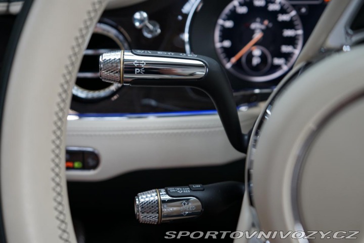 Bentley Continental GTC V8 Mulliner Naim Masá 2021