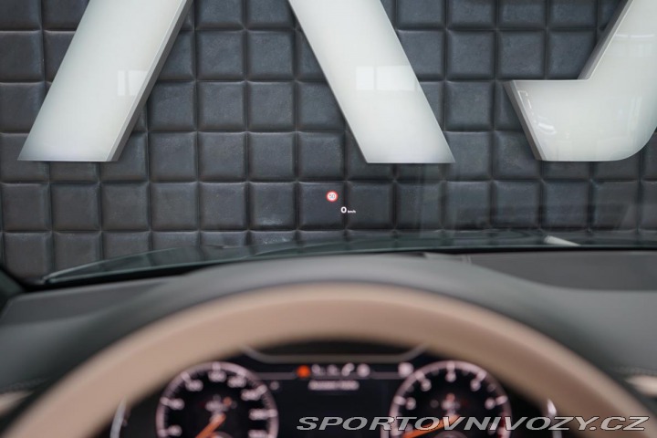 Bentley Continental GTC V8 Mulliner Naim Masá 2021