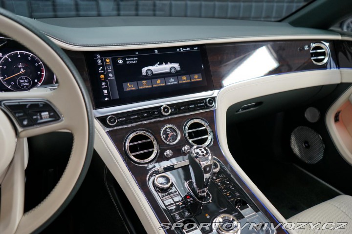 Bentley Continental GTC V8 Mulliner Naim Masá 2021