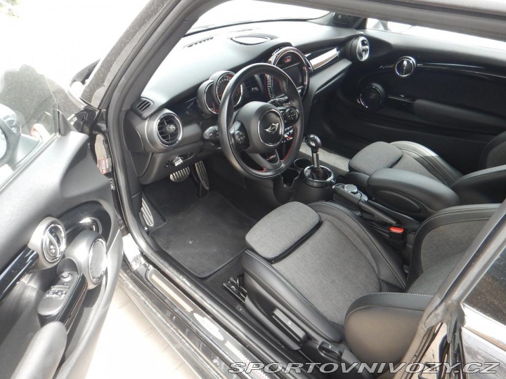 Mini Cooper JCW 2.0 TURBO, 170 kW 2017