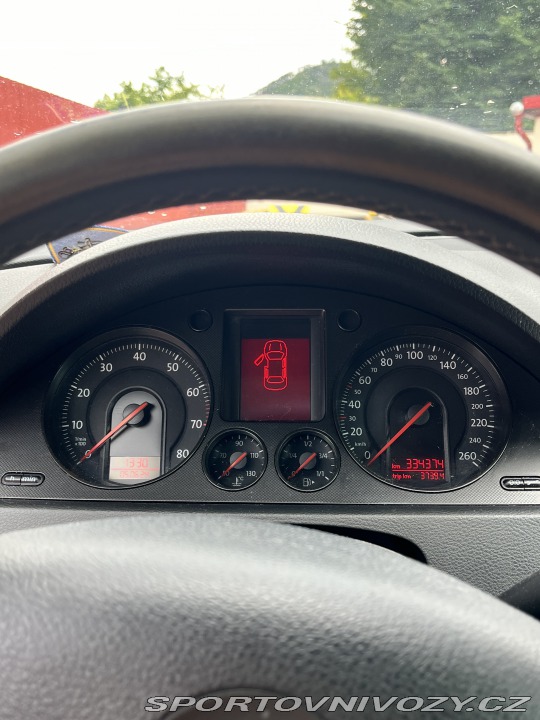 Volkswagen Ostatní modely Passat R32 B6 4Motion DSG 2008