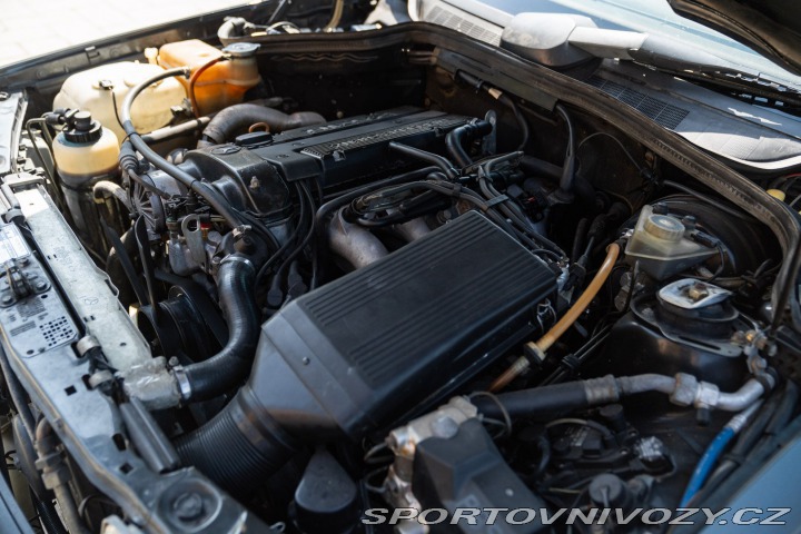 Mercedes-Benz E 190 E 2.5 - 16 1989
