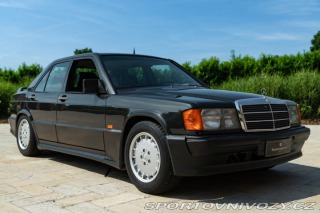 Mercedes-Benz E 190 E 2.5 - 16 1989