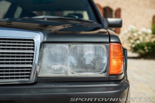 Mercedes-Benz E 190 E 2.5 - 16 1989