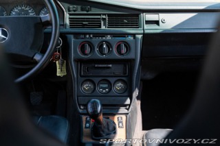 Mercedes-Benz E 190 E 2.5 - 16 1989