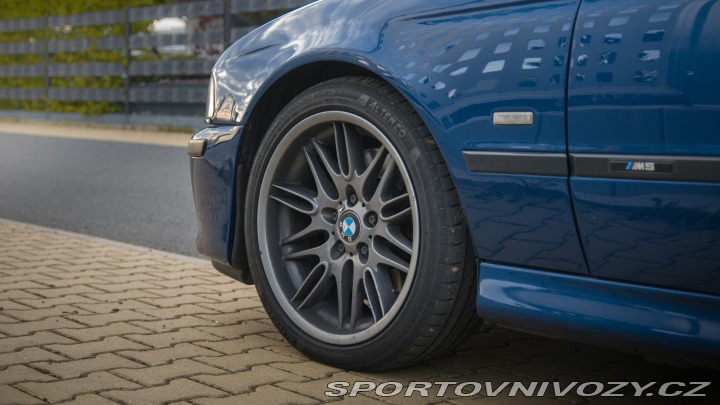 BMW M5 E39 1999
