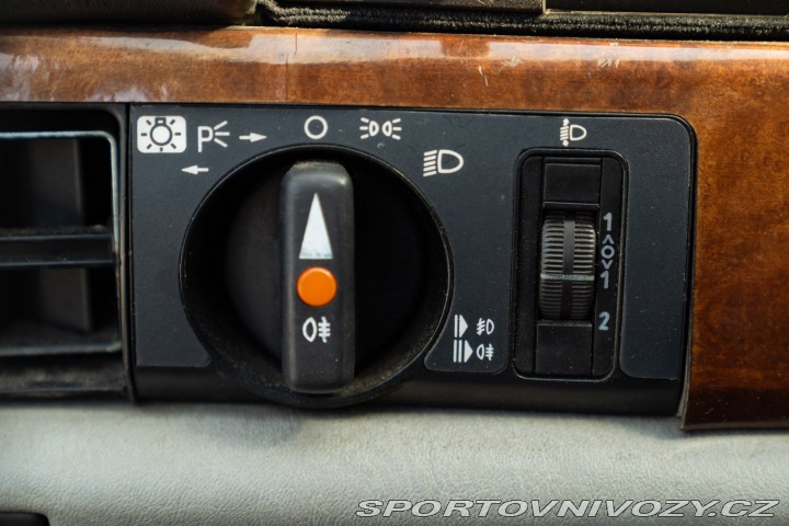 Mercedes-Benz E 500 SEC 1986