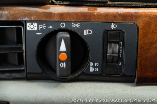 Mercedes-Benz E 500 SEC 1986