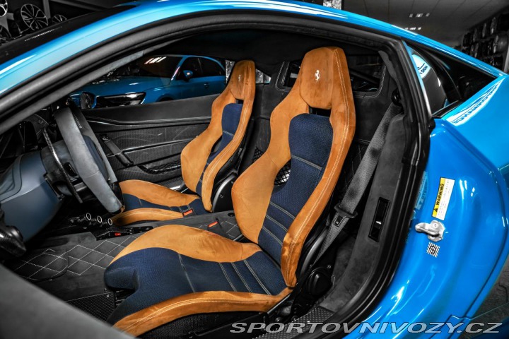 Ferrari 458 SPECIALE TAILORMADE/ZÁRUK 2015
