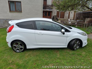 Ford Fiesta ST 2013