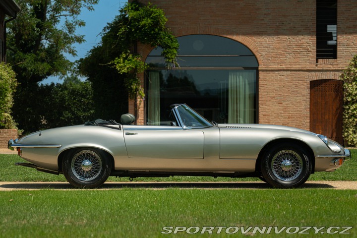 Jaguar E-Type V12 SPIDER 1974