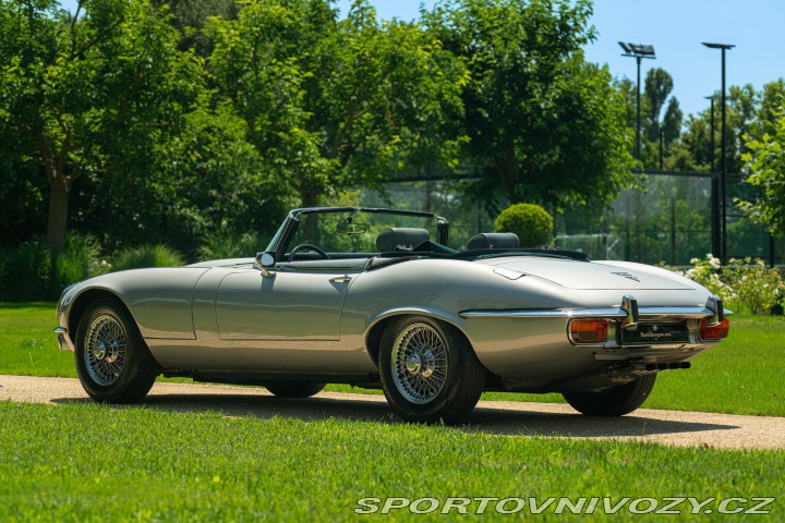 Jaguar E-Type V12 SPIDER 1974