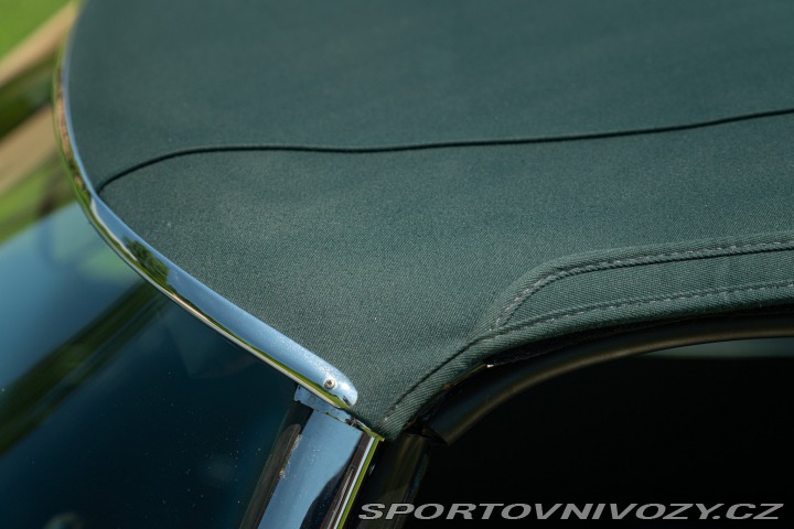 Jaguar E-Type V12 SPIDER 1974