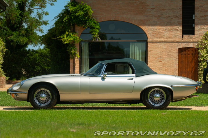 Jaguar E-Type V12 SPIDER 1974