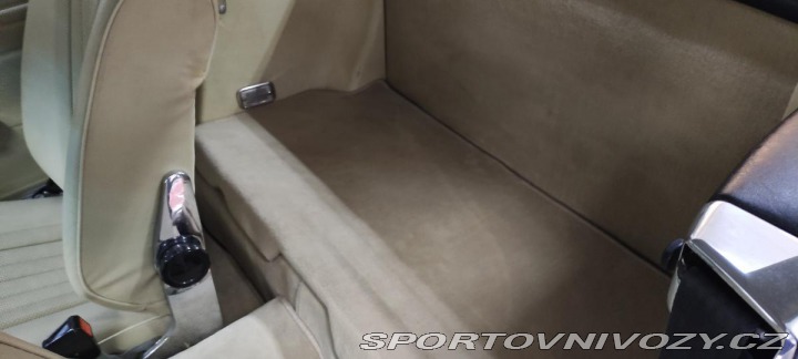 Mercedes-Benz SL R107 560 1986