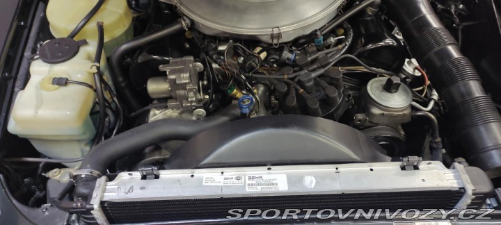 Mercedes-Benz SL R107 560 1986