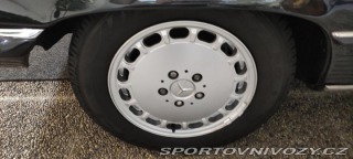 Mercedes-Benz SL R107 560 1986