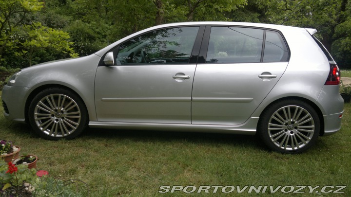 Volkswagen Golf R32 2006