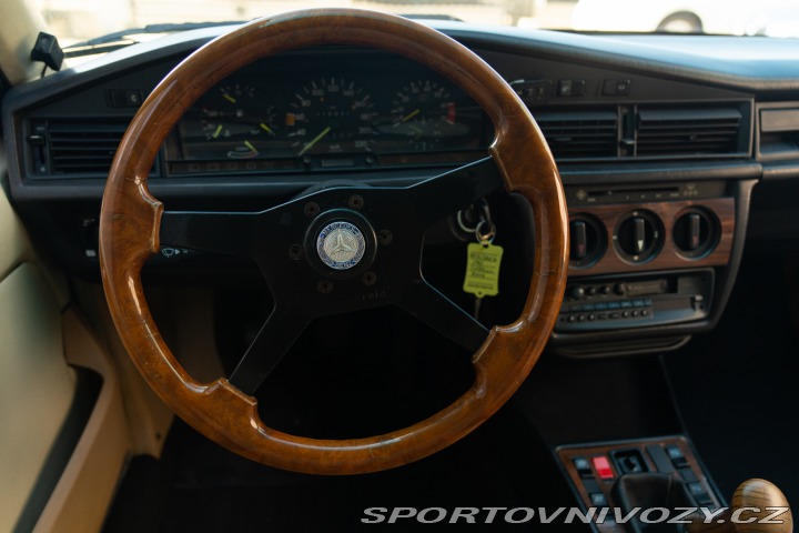 Mercedes-Benz E 190E Cabriolet AKH Caro 1989