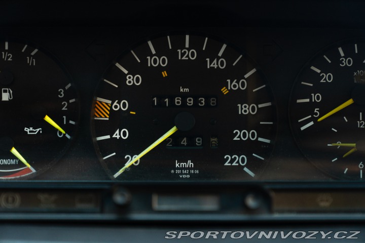 Mercedes-Benz E 190E Cabriolet AKH Caro 1989