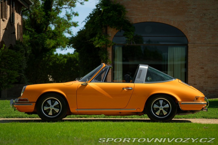 Porsche 911 T 2.2 TARGA 1971