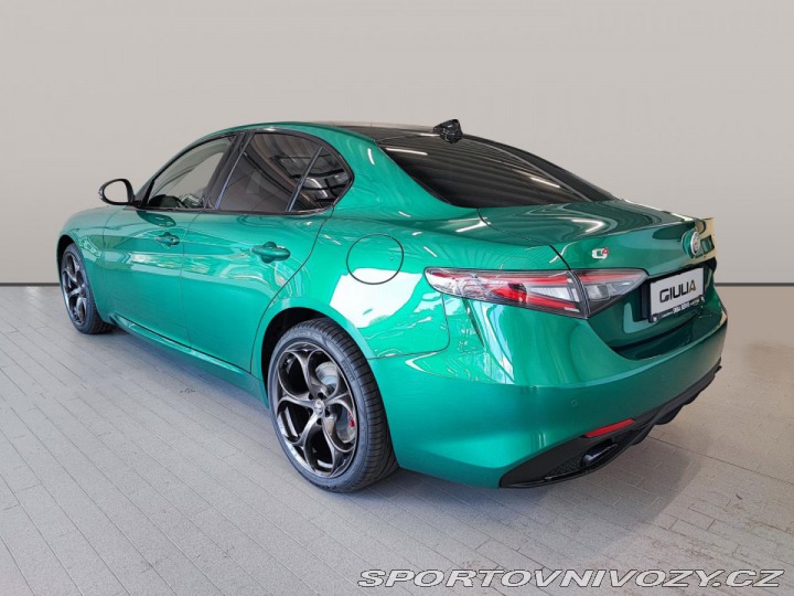 Alfa Romeo Giulia 2,0 Turbo 280k Q4 AT8 TRI 2024