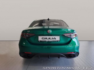 Alfa Romeo Giulia 2,0 Turbo 280k Q4 AT8 TRI 2024