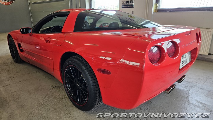 Chevrolet Corvette 5.7 V8, perfektní stav 1997