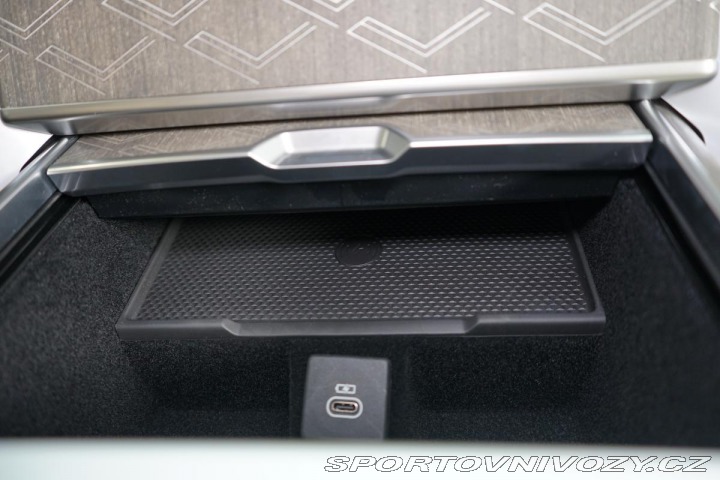 Ostatní značky Ostatní modely Land Rover Range Rover P615 SV SWB Interpid Tažn 2024