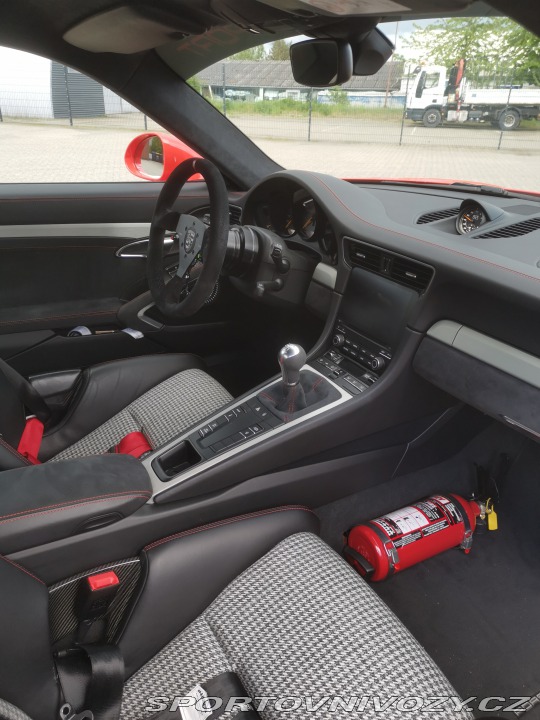 Porsche 911 991.2 GT3 MR 2017