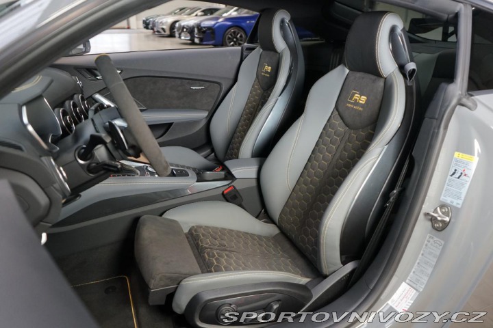 Audi TT RS Iconic Edition 014/100 2023